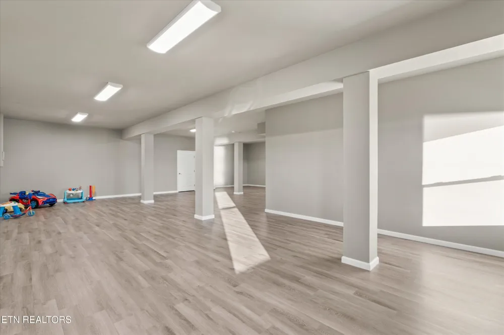 313 Sunrise Tr Dandridge, TN 37725