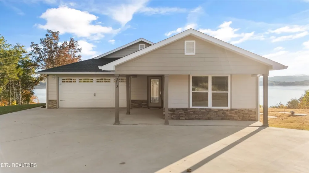 313 Sunrise Tr Dandridge, TN 37725