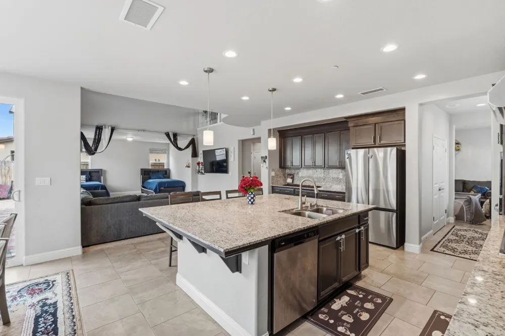 4292 Vaughan Avenue Fresno, CA 93723