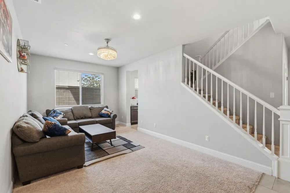 4292 Vaughan Avenue Fresno, CA 93723