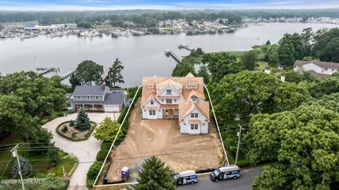 2639 River Road