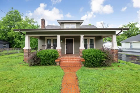 2109 Lyndon Avenue