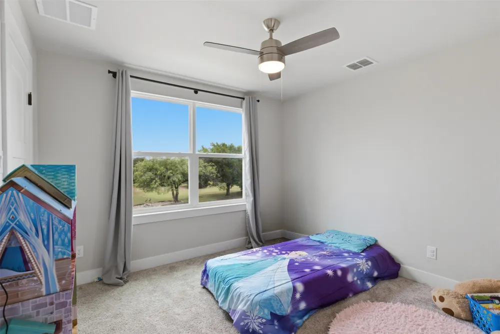 414 Wesley Ridge Drive Spicewood, TX 78669