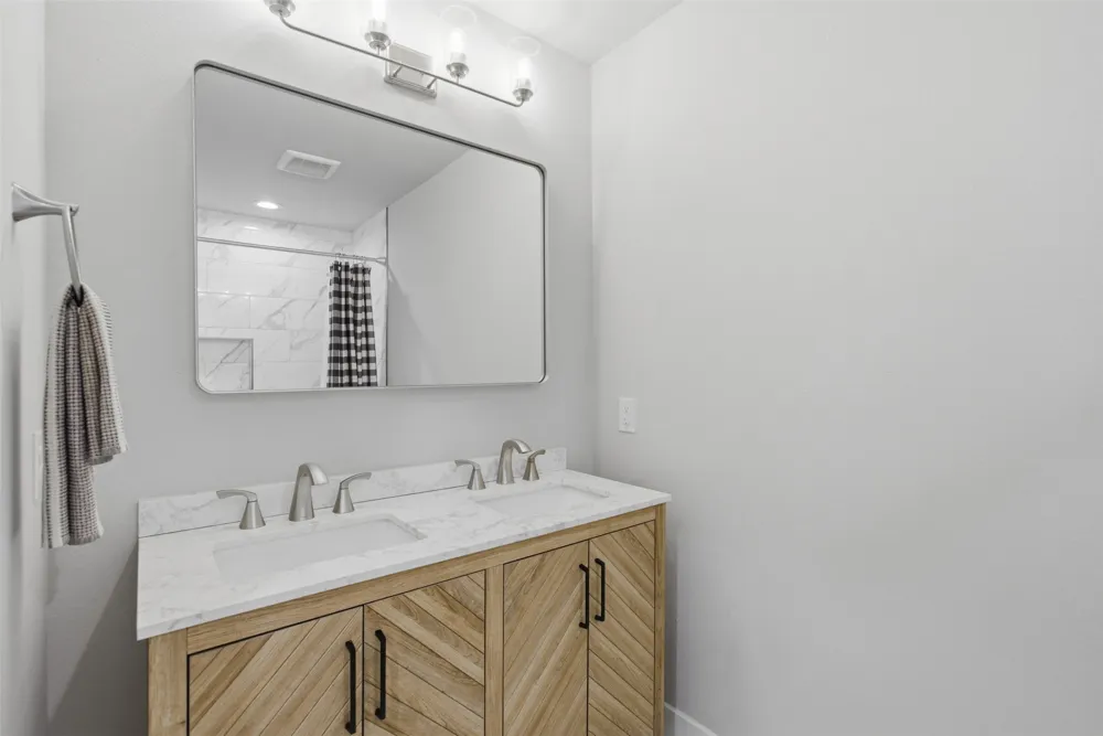 414 Wesley Ridge Drive Spicewood, TX 78669