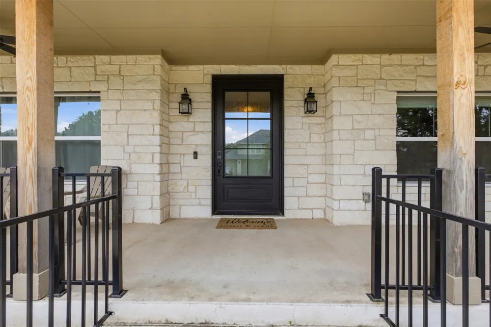 414 Wesley Ridge Drive Spicewood, TX 78669