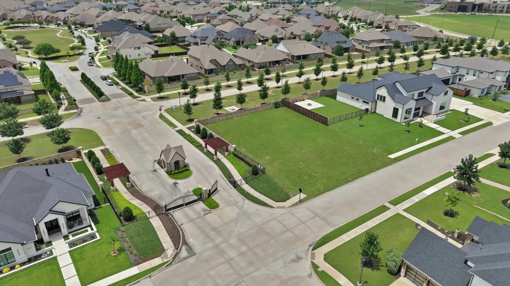 1108 Knoll Crest Drive Mansfield, TX 76063