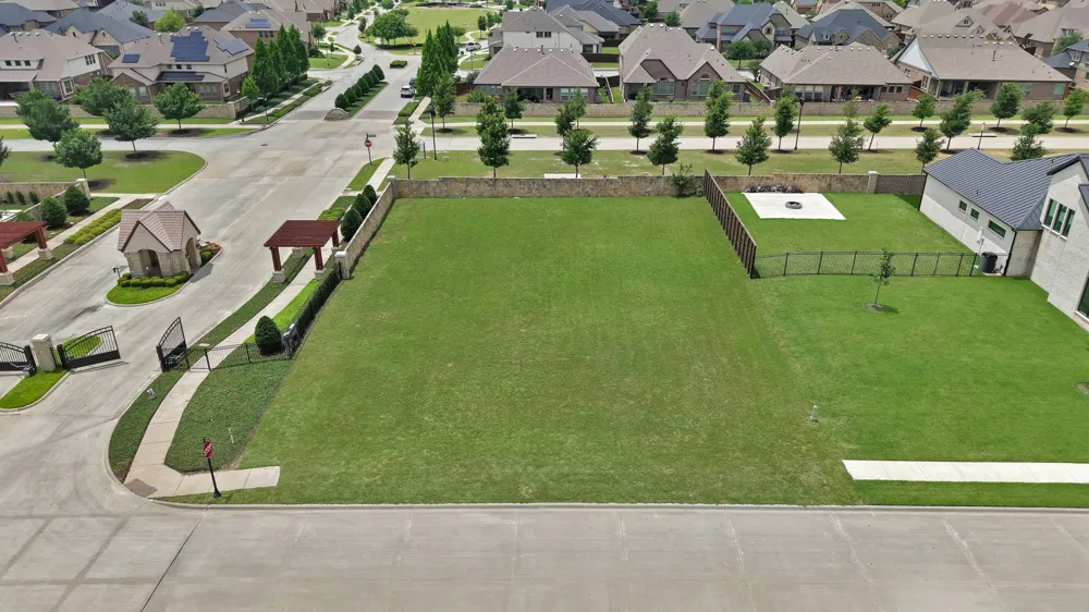 1108 Knoll Crest Drive Mansfield, TX 76063
