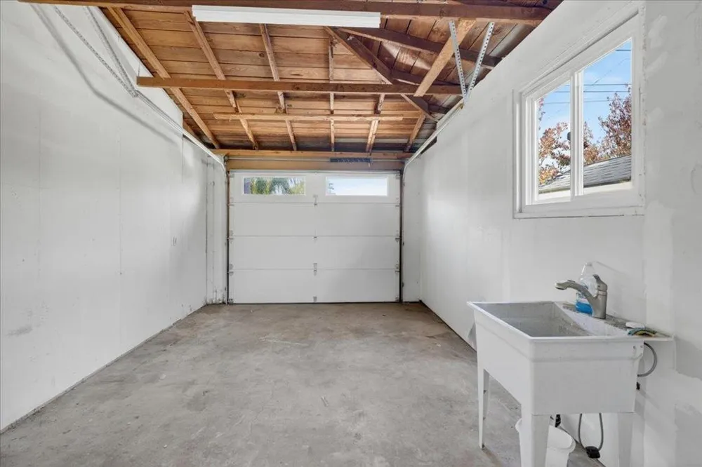 603 Harriet Avenue Aptos, CA 95003