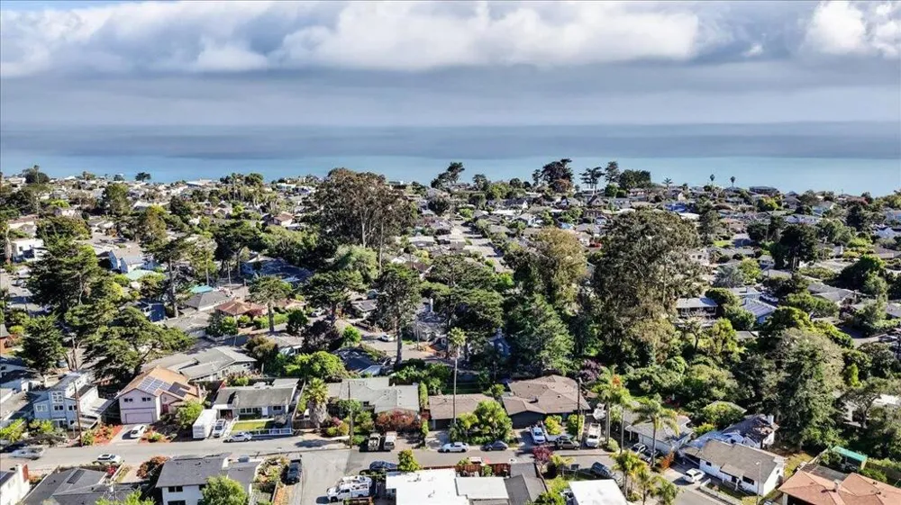 603 Harriet Avenue Aptos, CA 95003