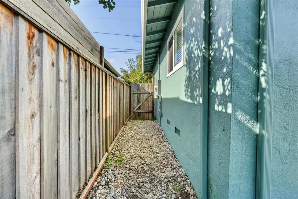 603 Harriet Avenue Aptos, CA 95003