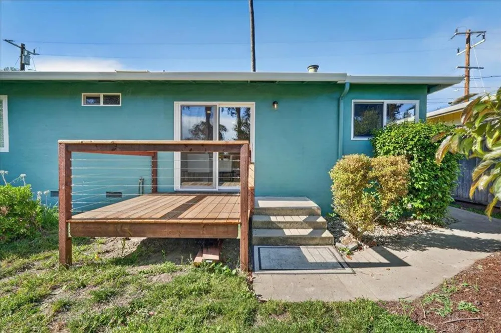 603 Harriet Avenue Aptos, CA 95003