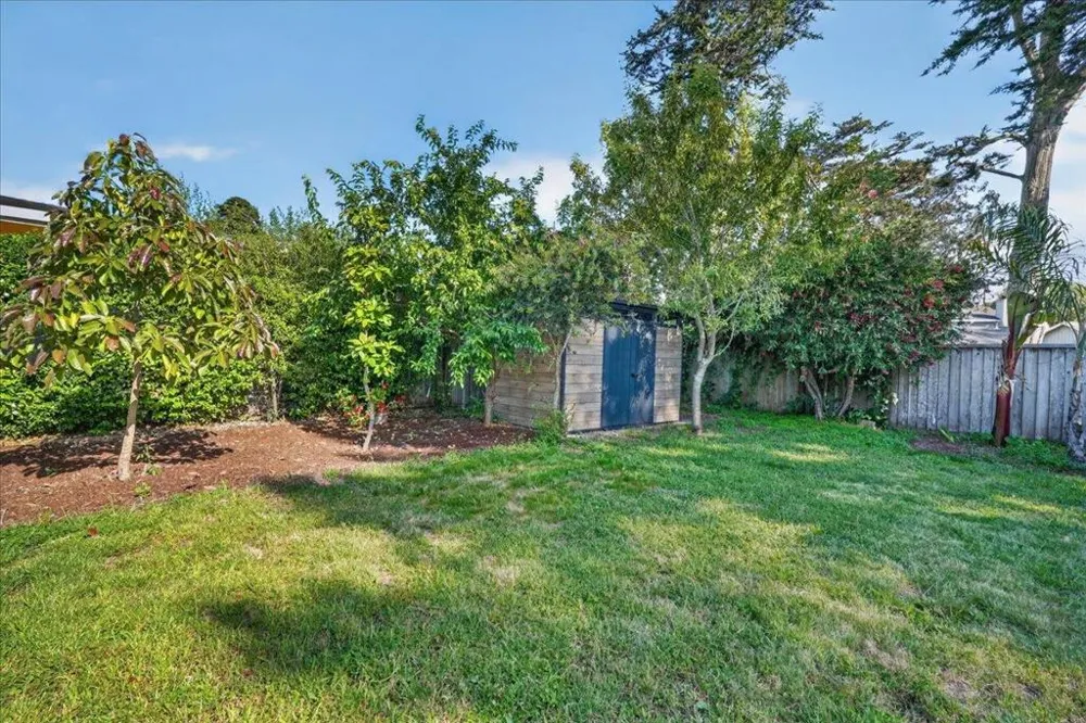 603 Harriet Avenue Aptos, CA 95003