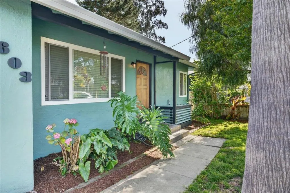 603 Harriet Avenue Aptos, CA 95003