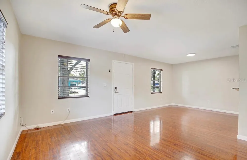 6319 S CHURCH AVENUE Tampa, FL 33616