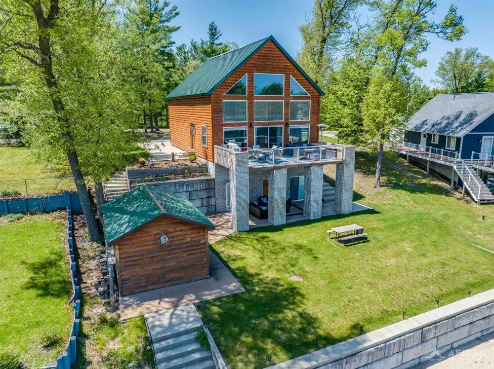 3319 S Ogemaw Trail Mills Township, MI 48661