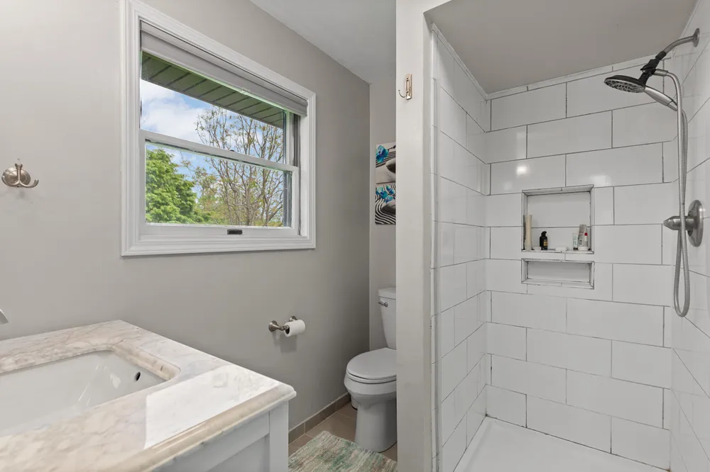 1302 Freer Road Chelsea, MI 48118