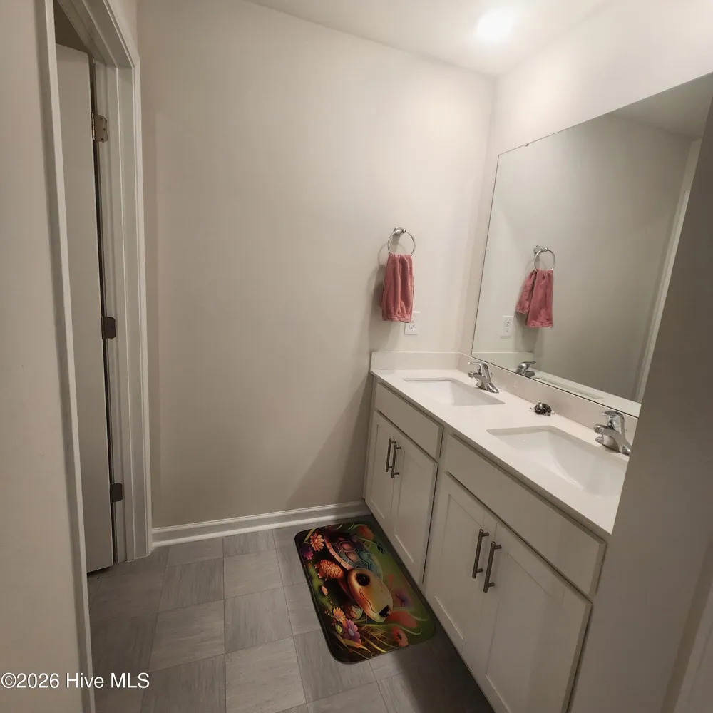 1187 Queensland Lane Ayden, NC 28513