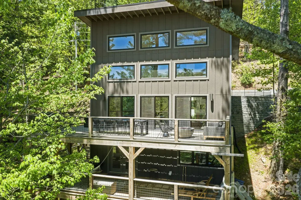 1385 Niley Cook Road Blowing Rock, NC 28605