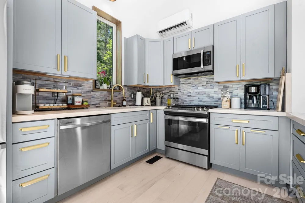 1385 Niley Cook Road Blowing Rock, NC 28605
