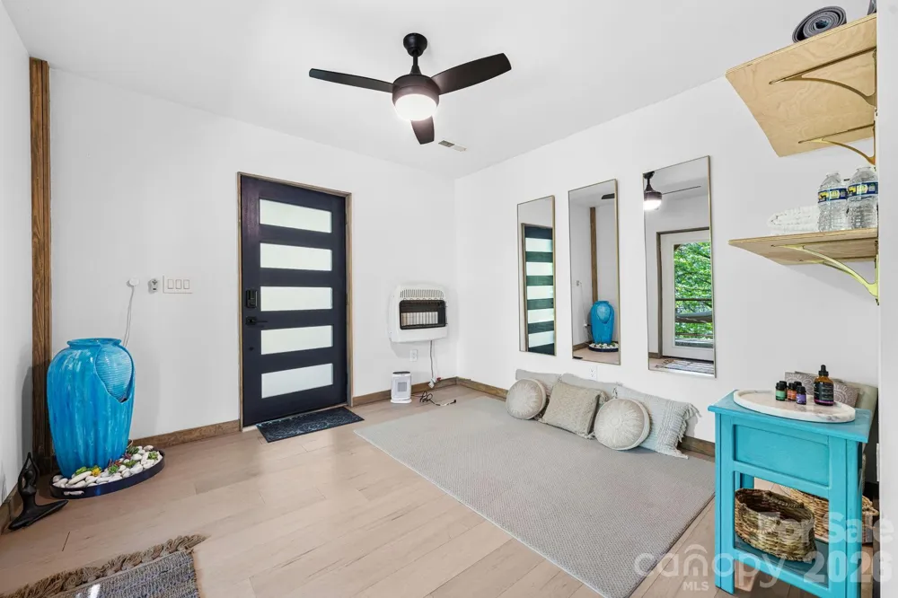 1385 Niley Cook Road Blowing Rock, NC 28605