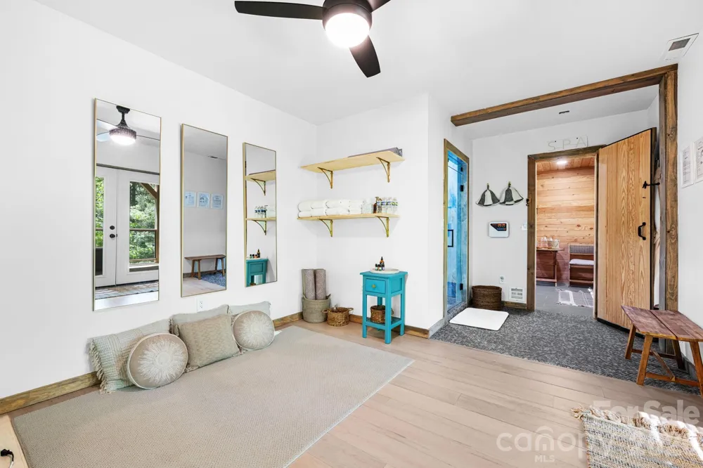 1385 Niley Cook Road Blowing Rock, NC 28605
