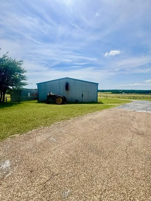 938 County Rd 3341 Paradise, TX 76073