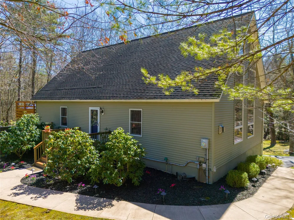 609 Red Hill Road Wurtsboro, NY 12790