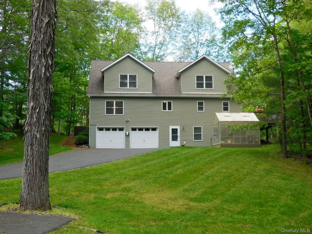609 Red Hill Road Wurtsboro, NY 12790
