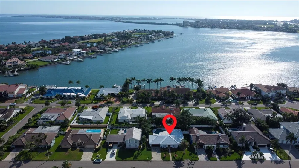 5853 LEELAND STREET S St Petersburg, FL 33715