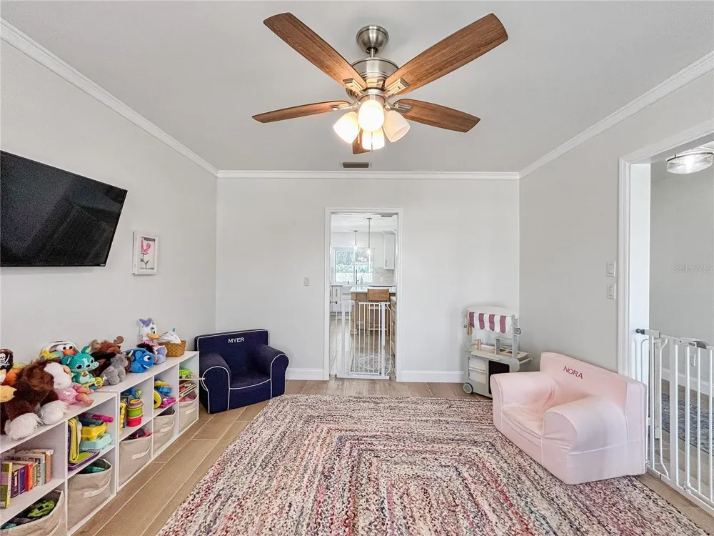 5853 LEELAND STREET S St Petersburg, FL 33715