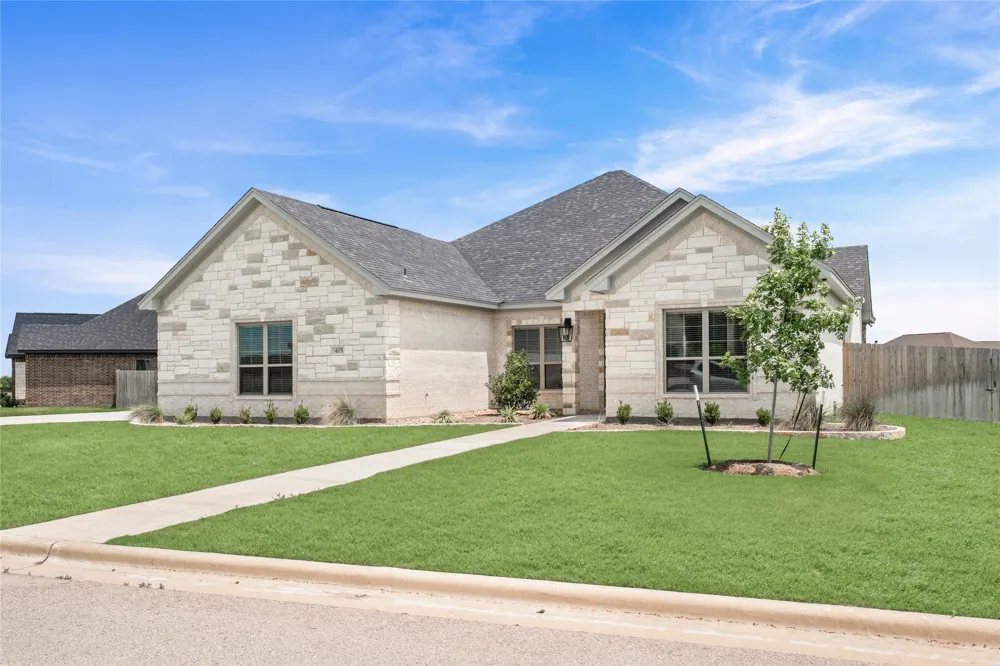 405 Willow Drive Troy, TX 76579