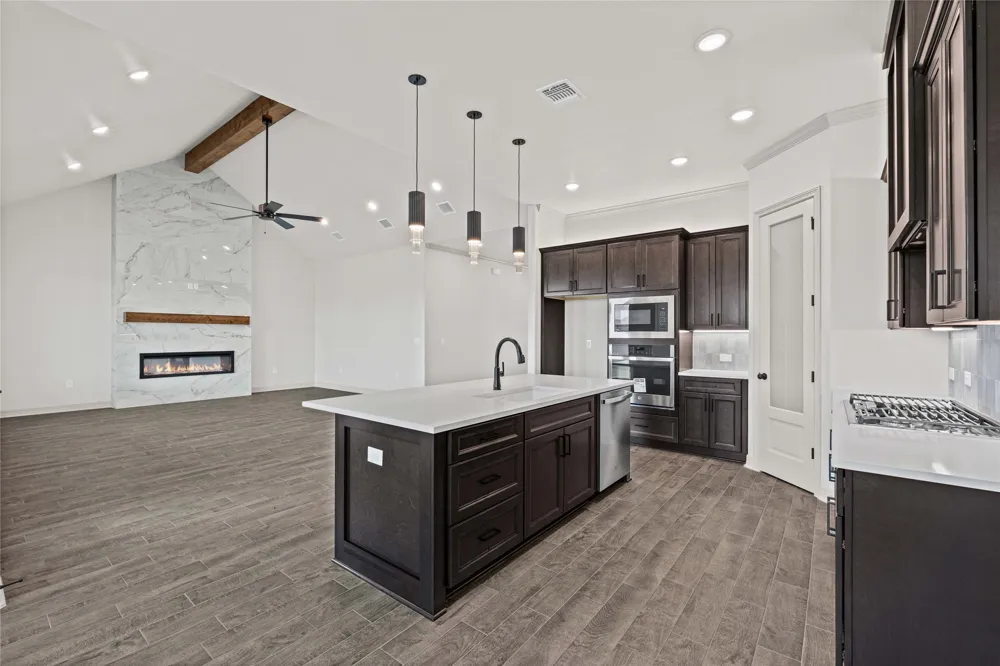405 Willow Drive Troy, TX 76579