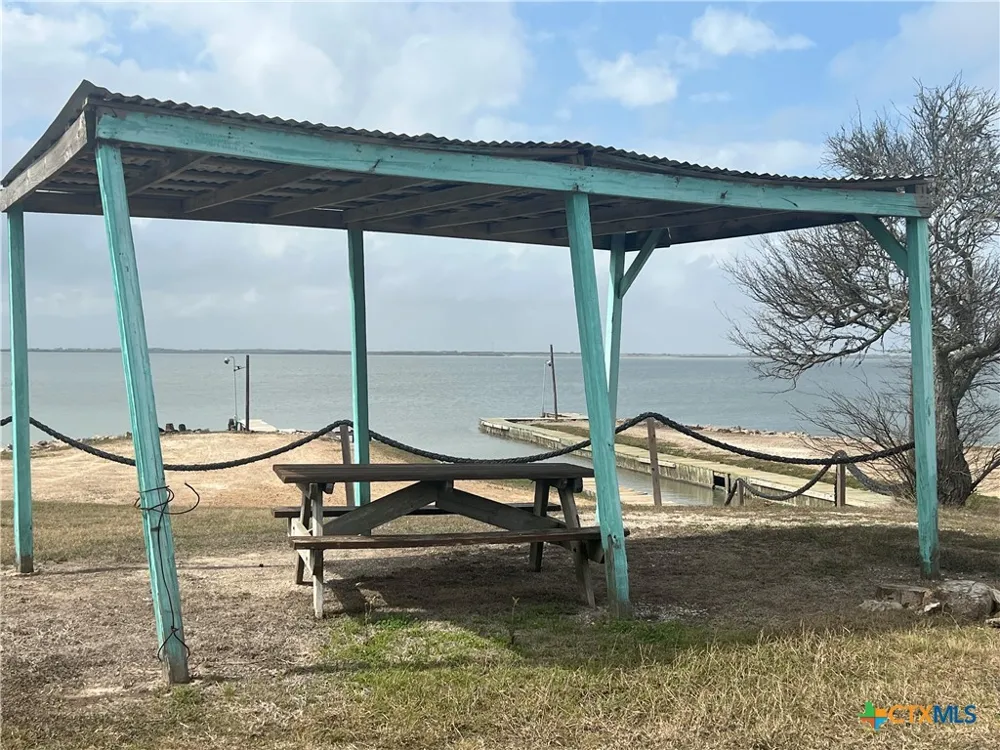 130 Thresher Fish Lane Palacios, TX 77465