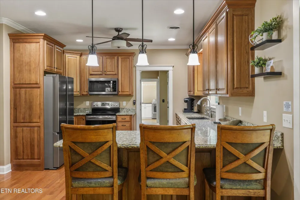 2177 Riverview Drive Dandridge, TN 37725