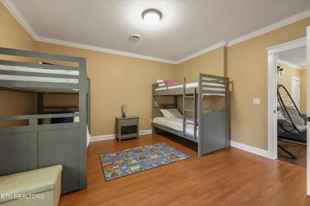 2177 Riverview Drive Dandridge, TN 37725