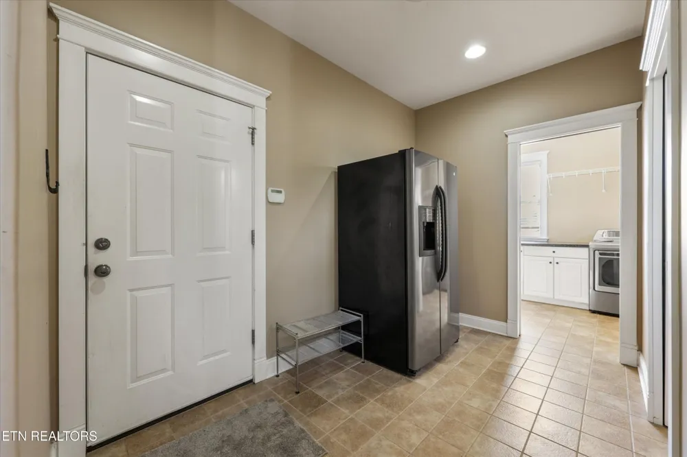 2177 Riverview Drive Dandridge, TN 37725
