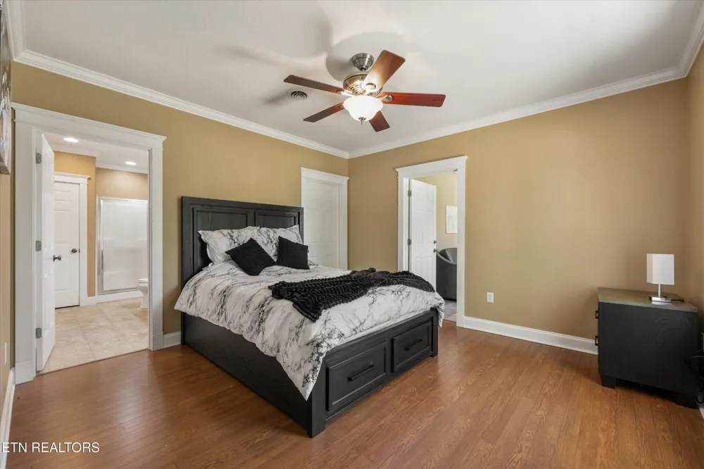 2177 Riverview Drive Dandridge, TN 37725