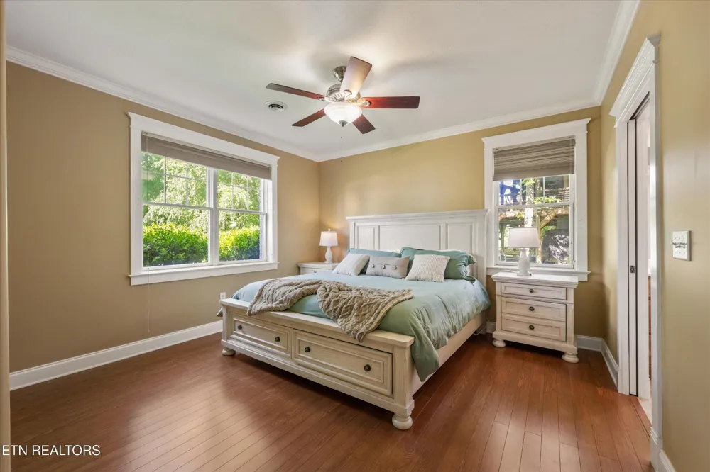 2177 Riverview Drive Dandridge, TN 37725