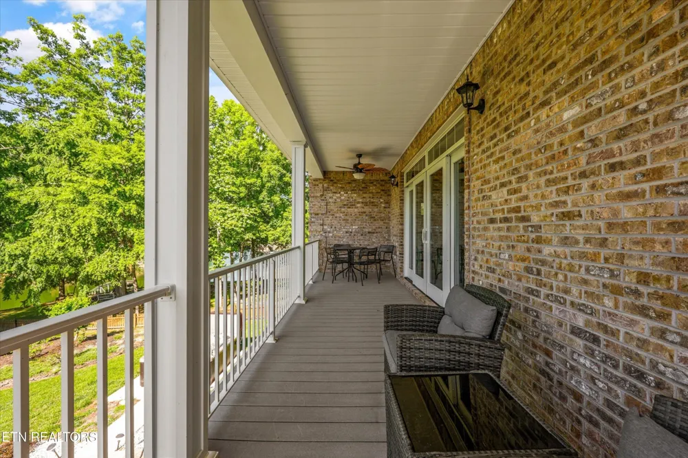 2177 Riverview Drive Dandridge, TN 37725