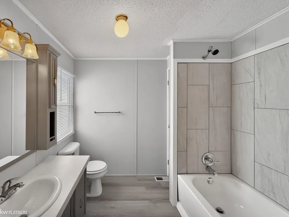 12370 Saint James Court Romeo Village, MI 48065