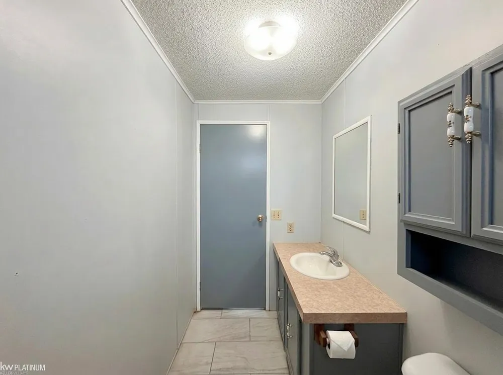 12370 Saint James Court Romeo Village, MI 48065