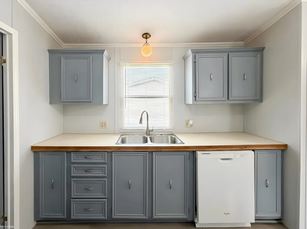 12370 Saint James Court Romeo Village, MI 48065