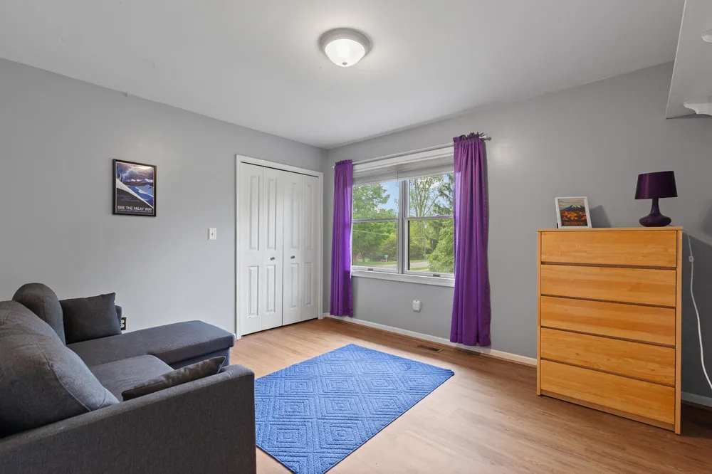 1302 Freer Road Chelsea City, MI 48118