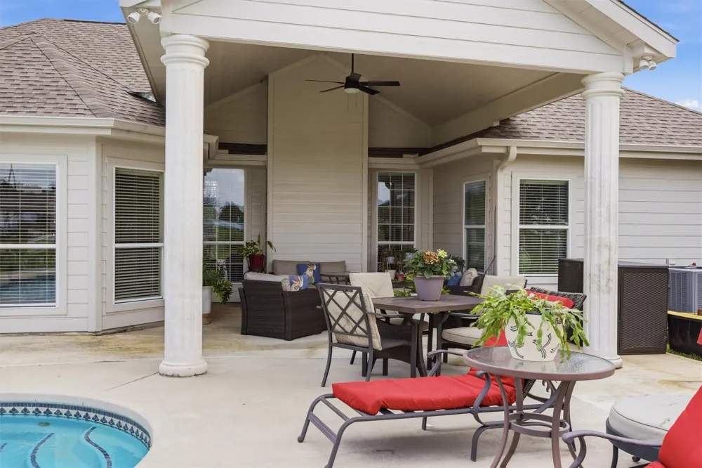 339 County Road 368 Taylor, TX 76574