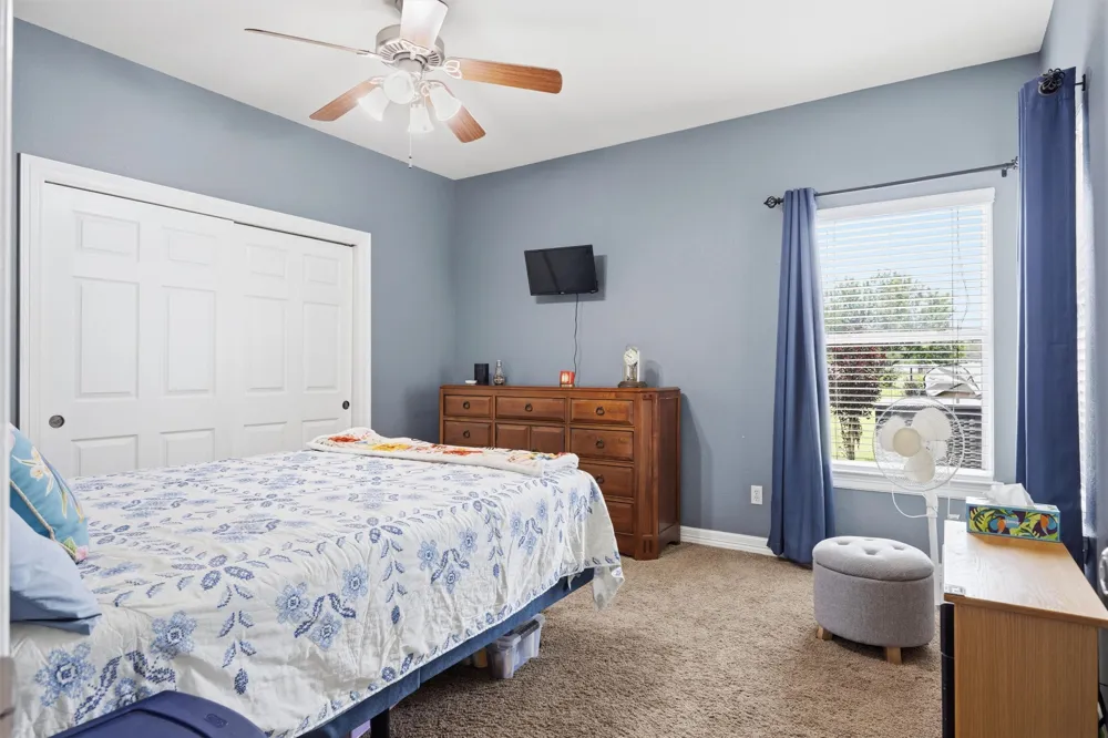 339 County Road 368 Taylor, TX 76574