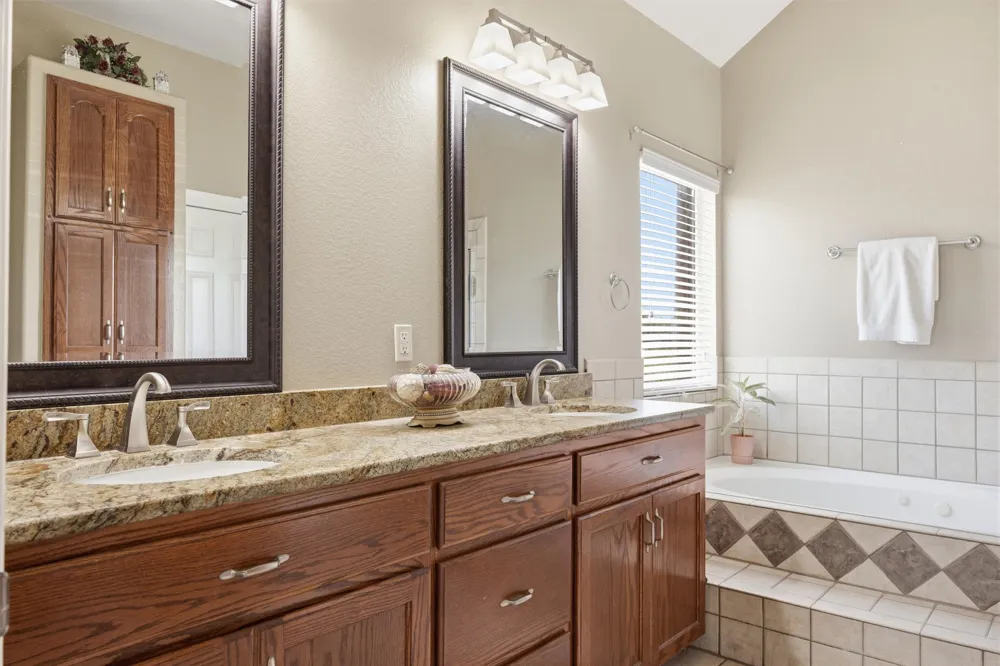 339 County Road 368 Taylor, TX 76574