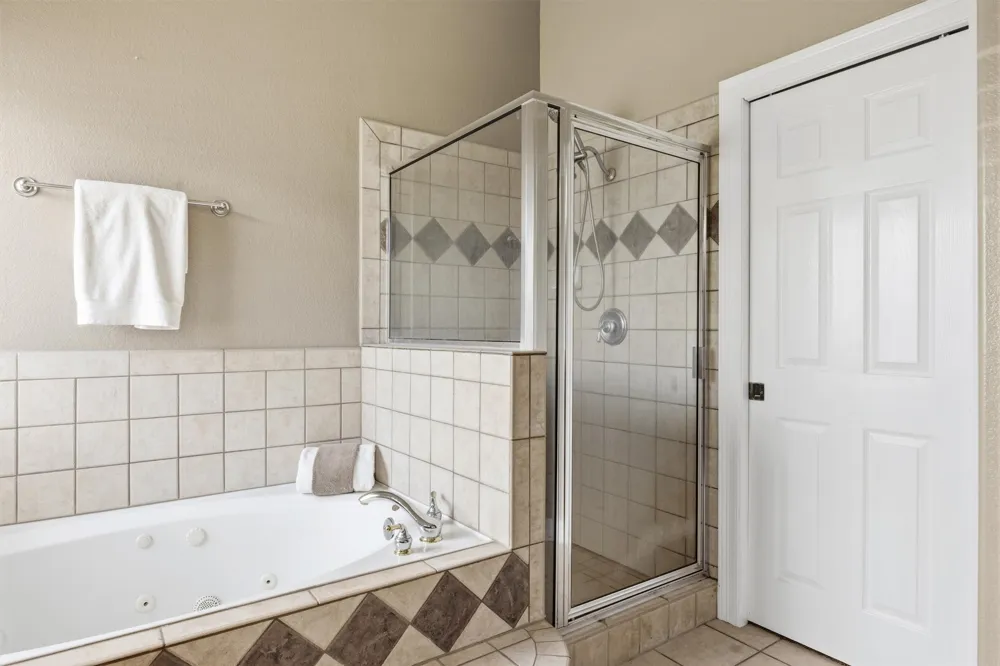 339 County Road 368 Taylor, TX 76574