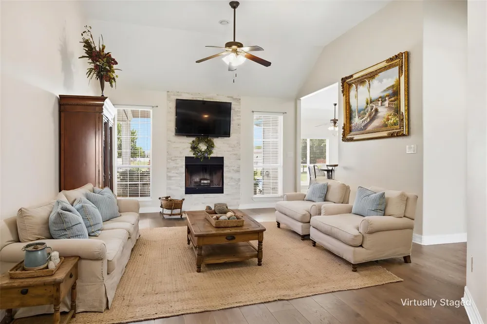 339 County Road 368 Taylor, TX 76574