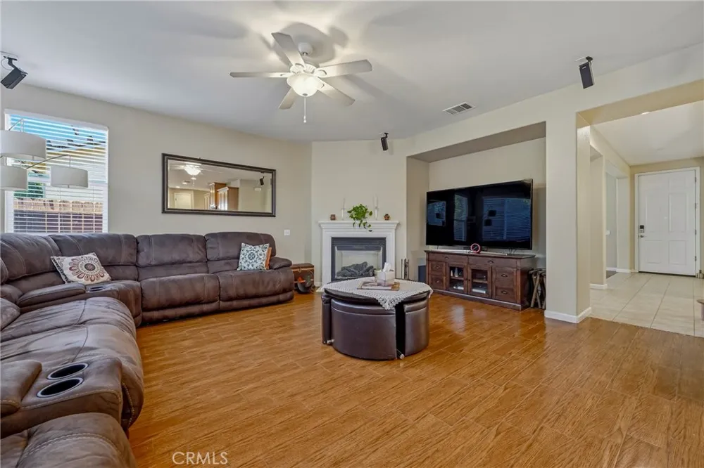 4096 Toulon Court Merced, CA 95348