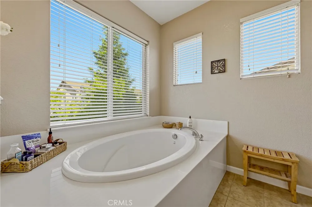 4096 Toulon Court Merced, CA 95348